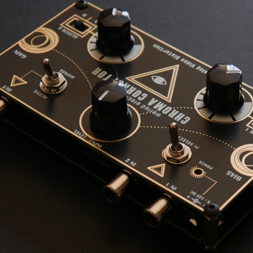 Analog Video Glitch Synth – Chroma Corruptor